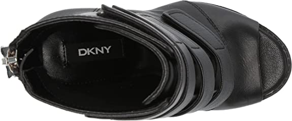 DKNY Women’s Bootie Blake