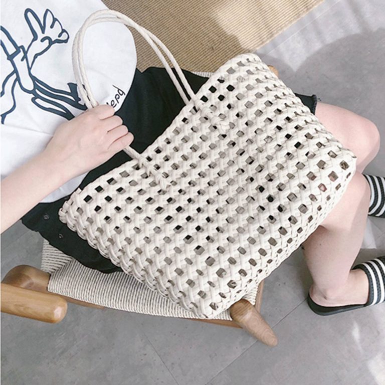 Women Summer Casual Plastic Large Capacity Woven Beach Purse Travel Shopping Basket Shoulder Bag(White with Liner)